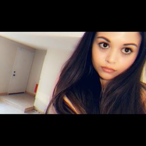 Meet your Posher, Elizabeth Rose